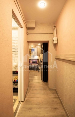 
  Продается 1-комн. квартира, 19 м², Подгорная ул
. Фото 3.