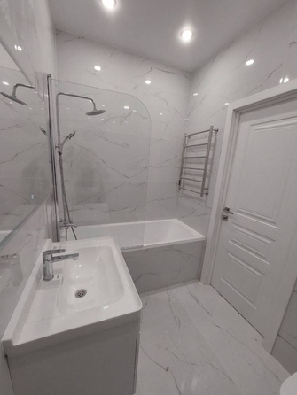 
  Продается 1-комн. квартира, 47 м², Замковая ул
. Фото 8.