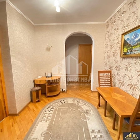 
   Продам 4-комнатную, 81.3 м², Главная ул

. Фото 4.