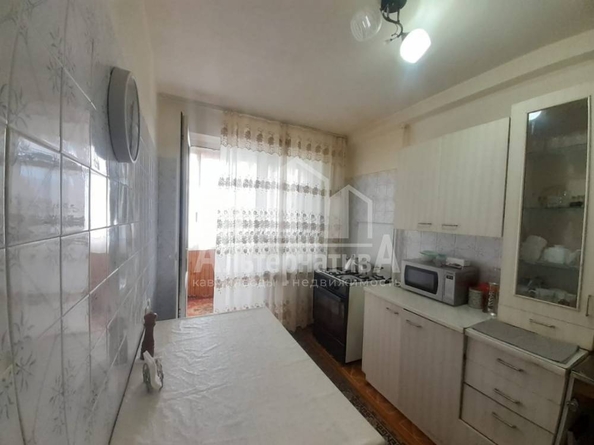 
   Продам 3-комнатную, 71 м², Героев Медиков ул

. Фото 8.