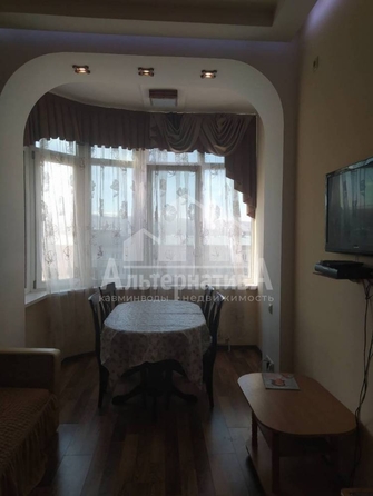 
  Продается 2-комн. квартира, 43 м², Красивая ул
. Фото 2.