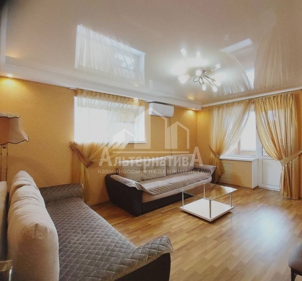 
  Продается 2-комн. квартира, 52 м², Широкая ул
. Фото 2.