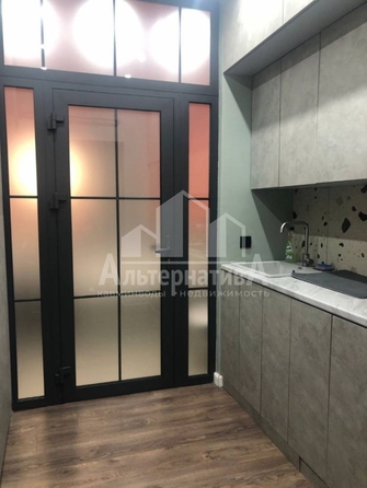 
   Продам 2-комнатную, 50 м², Одесская ул

. Фото 10.