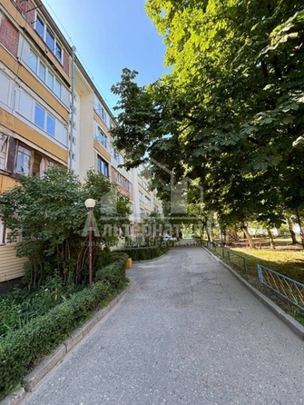 
  Продается 4-комн. квартира, 80.7 м², Крутая дорога ул
. Фото 1.