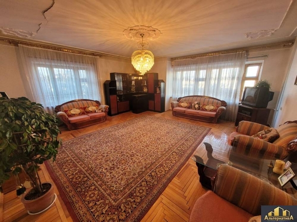 
  Продается 4-комн. квартира, 161.8 м², Жуковского ул
. Фото 3.
