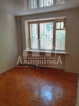 
   Продам 3-комнатную, 58.5 м², Островского ул

. Фото 2.