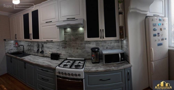 
  Продается 3-комн. квартира, 76 м², Велинградская ул
. Фото 2.