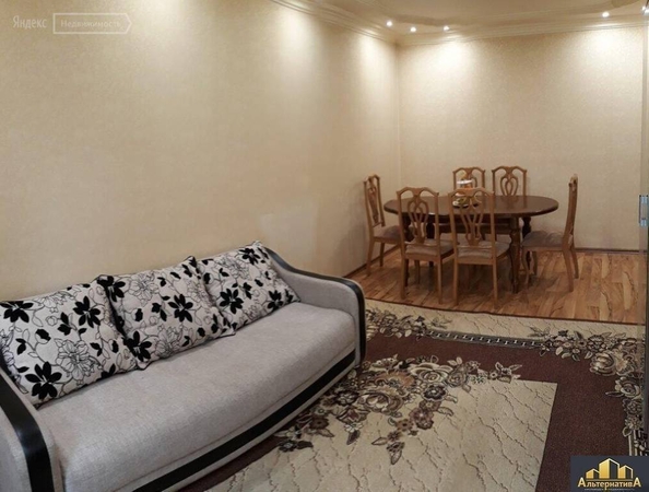 
  Продается 3-комн. квартира, 76 м², Велинградская ул
. Фото 7.