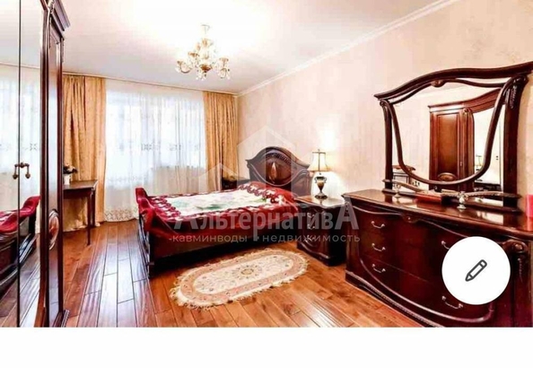 
   Продам 3-комнатную, 93 м², Широкая ул

. Фото 10.