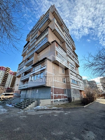 
   Продам 1-комнатную, 42.7 м², Окопная ул

. Фото 14.