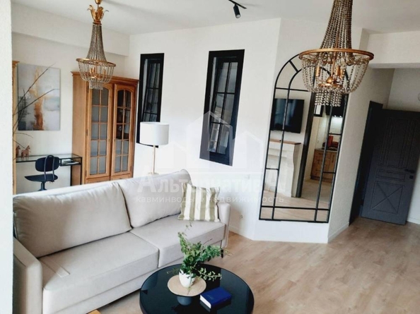
  Продается 3-комн. квартира, 68 м², Декабристов ул
. Фото 5.