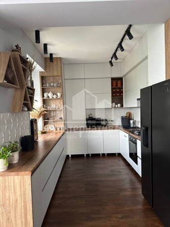
  Продается 3-комн. квартира, 93.08 м², Декабристов ул
. Фото 3.