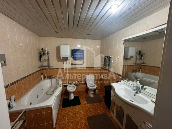 
  Продается 4-комн. квартира, 169 м², Набережная ул
. Фото 14.