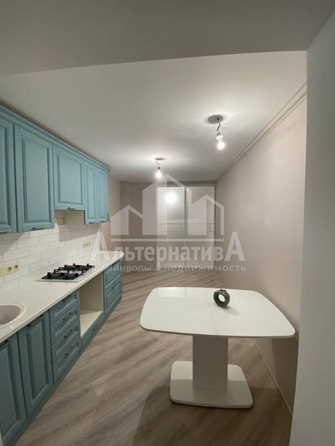 
   Продам 2-комнатную, 63 м², Романенко ул

. Фото 1.