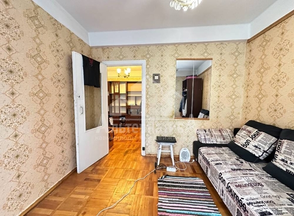 
   Продам 3-комнатную, 49.6 м², Цандера проезд

. Фото 5.