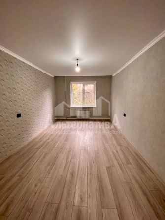 
  Продается 1-комн. квартира, 38.5 м², Красивая ул
. Фото 2.