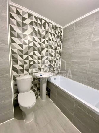 
  Продается 1-комн. квартира, 38.5 м², Красивая ул
. Фото 5.
