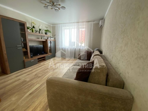 
   Продам 2-комнатную, 50 м², Островского ул

. Фото 1.