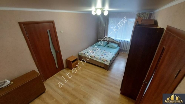 
  Продается 2-комн. квартира, 42 м², Октябрьская ул
. Фото 2.
