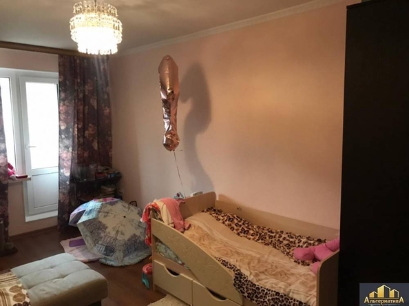 
  Продается 3-комн. квартира, 70 м², Октябрьская ул
. Фото 5.