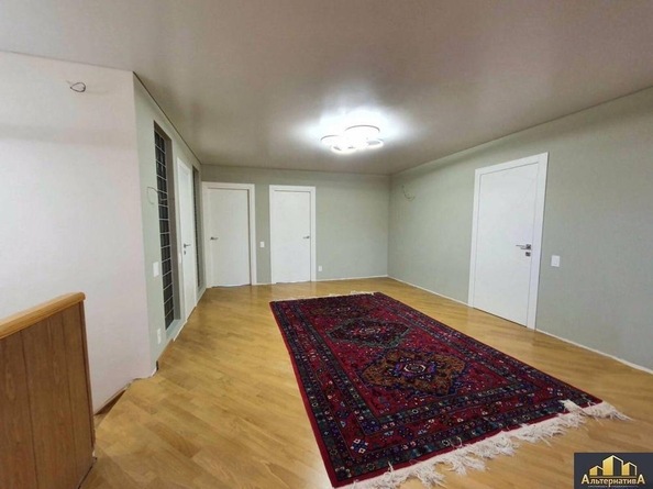 
   Продам 4-комнатную, 155 м², Куйбышева ул

. Фото 2.