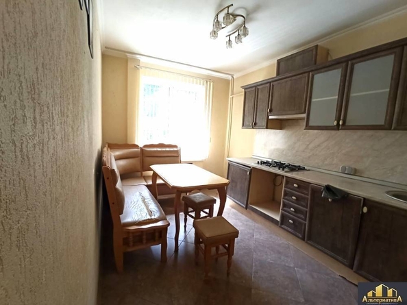 
   Продам 1-комнатную, 40 м², Фоменко ул

. Фото 1.