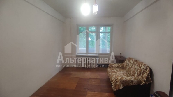 
   Продам 2-комнатную, 50.5 м², Андрея Губина ул

. Фото 3.