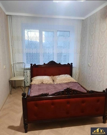 
  Продается 3-комн. квартира, 56.9 м², Островского ул
. Фото 2.
