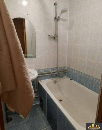 
  Продается 3-комн. квартира, 56.9 м², Островского ул
. Фото 5.