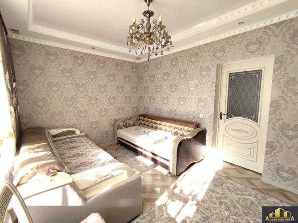 
   Продам 2-комнатную, 62 м², Катыхина ул

. Фото 4.