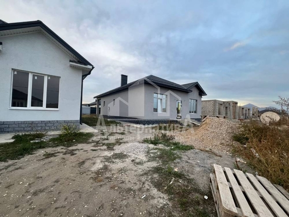 
  Продается дом, 142 м², Ессентуки
. Фото 2.