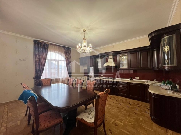 
   Продам дом, 450 м², Ессентуки

. Фото 14.