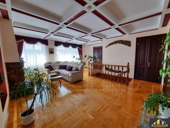 
  Продается дом, 360 м², Кисловодск
. Фото 2.
