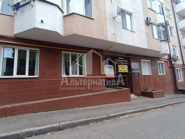 
  Сдается универсальное помещение, 226 м², Ленинградская ул
. Фото 1.