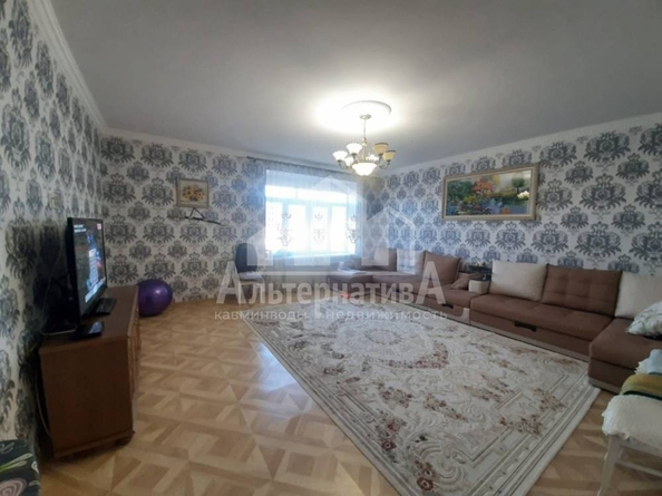 
   Продам 2-комнатную, 97 м², Революции ул

. Фото 5.