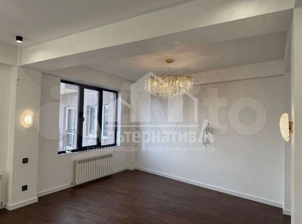 
  Продается 3-комн. квартира, 130 м², Коллективная ул
. Фото 8.