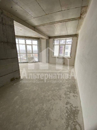 
   Продам 2-комнатную, 75.1 м², Октябрьская ул

. Фото 1.