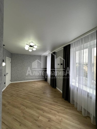 
   Продам 3-комнатную, 70 м², Кирова ул

. Фото 9.