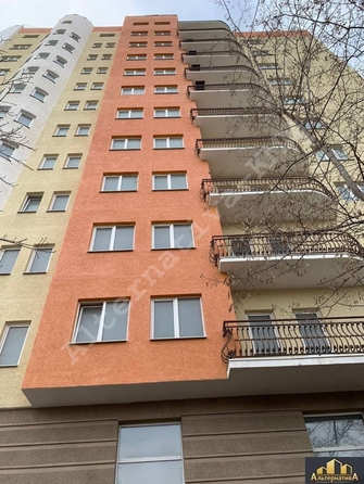 
   Продам 3-комнатную, 108.6 м², 8 Марта ул

. Фото 4.