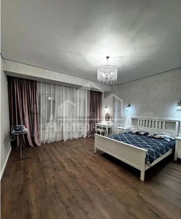 
   Продам 3-комнатную, 115 м², 8 Марта ул

. Фото 10.