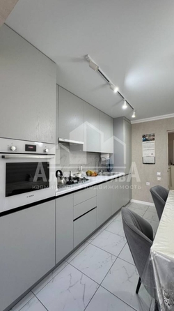 
  Продается 2-комн. квартира, 56 м², Ленинградская ул
. Фото 8.