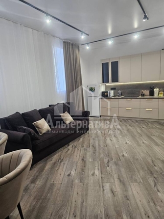 
  Продается 3-комн. квартира, 123 м², Велинградская ул
. Фото 3.