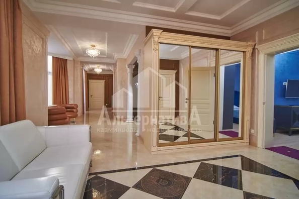 
  Продается 4-комн. квартира 200 м². Фото 15.
