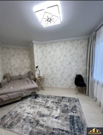 
   Продам 3-комнатную, 102 м², Жуковского ул

. Фото 6.