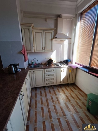 
  Продается 3-комн. квартира, 95 м², Революции ул
. Фото 8.