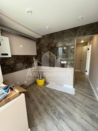 
  Продается 1-комн. квартира, 37 м², Андрея Губина ул
. Фото 5.