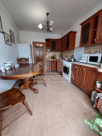 
  Продается 3-комн. квартира, 92.4 м², Романенко ул
. Фото 2.
