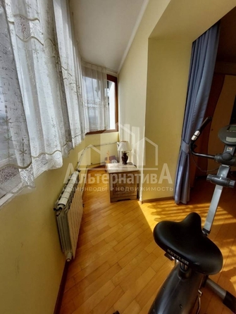 
  Продается 3-комн. квартира, 92.4 м², Романенко ул
. Фото 10.