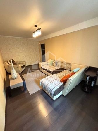 
   Продам 2-комнатную, 47 м², Цандера проезд

. Фото 2.