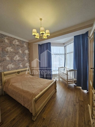 
  Продается 4-комн. квартира, 200 м², Шаумяна ул
. Фото 12.
